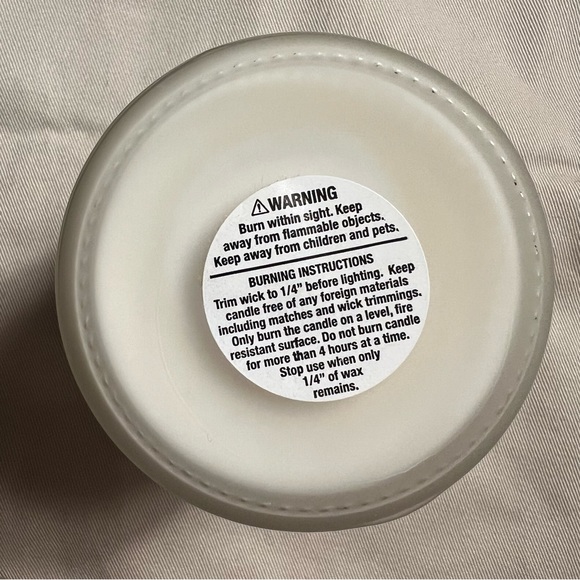 Candle - Picture 2 of 3